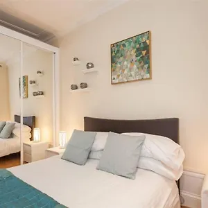 Chapel Street 42b First Floor 1-bedroom Apartment, Center Aberdeen