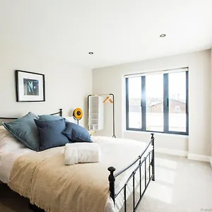 Luxury 3bdr Conversion W/private Rooftop Terrace , Brighton United Kingdom